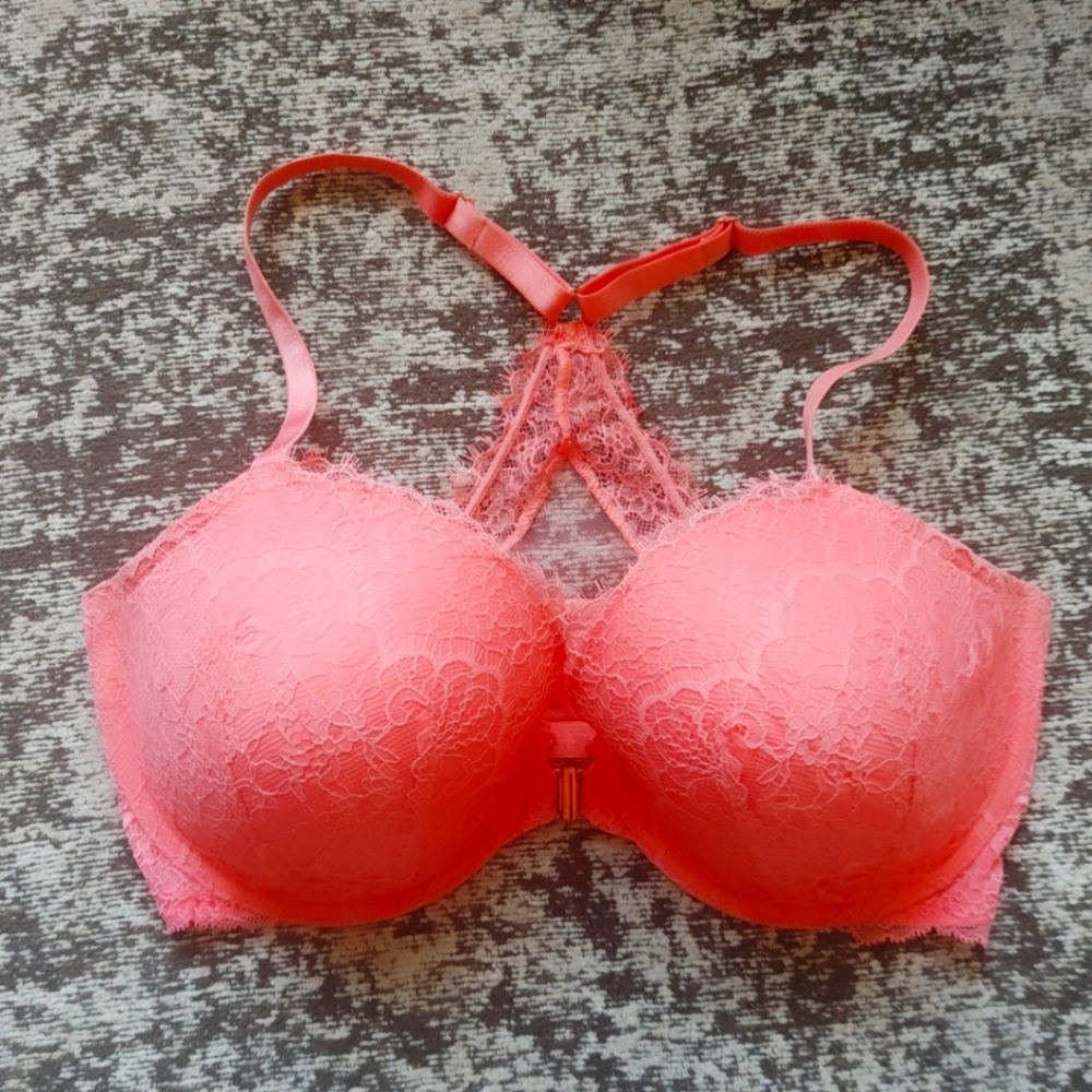 Victoria's Secret Angel lace lightly padded bra